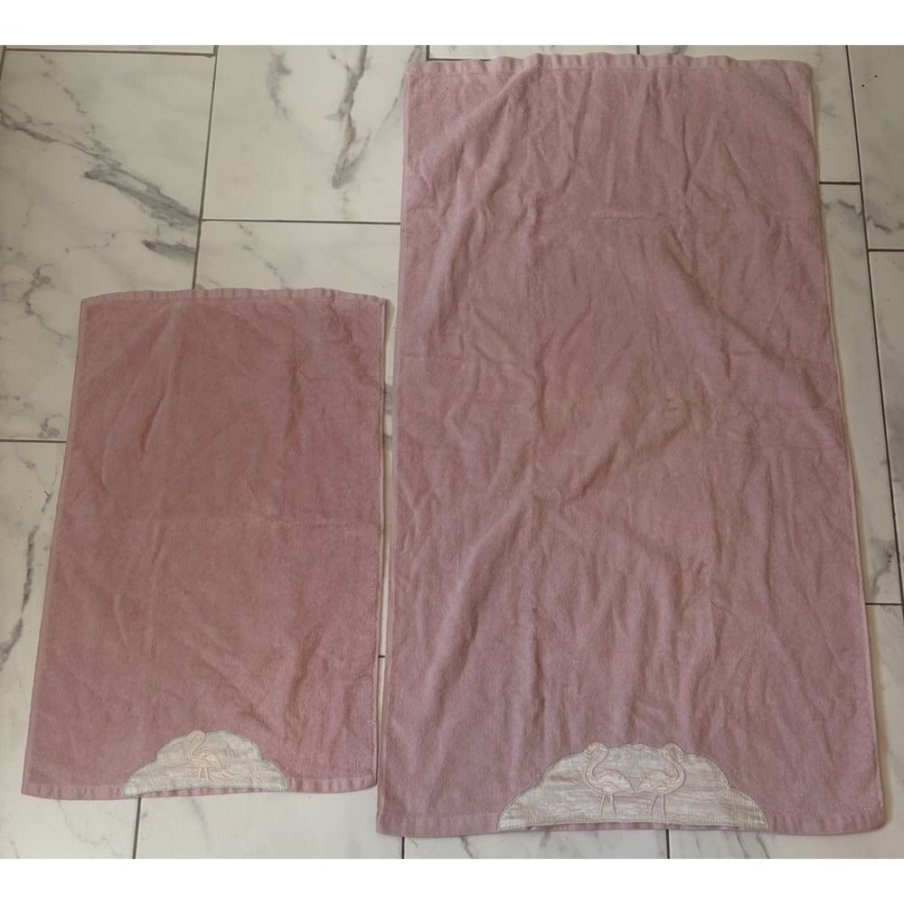 Vintage Fieldcrest Grand Prix Pink Flamingo Bath Hand Towel Set 2 Art Deco